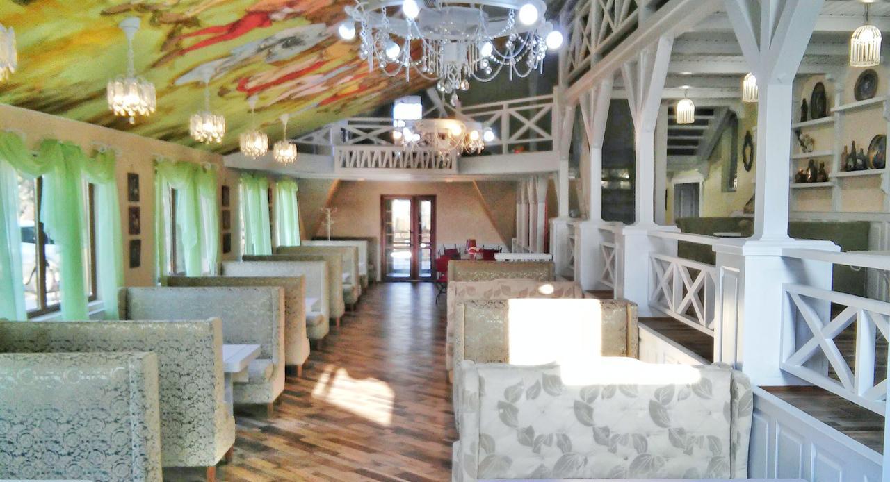Zabava Guest House Ivano-Frankivsk Esterno foto